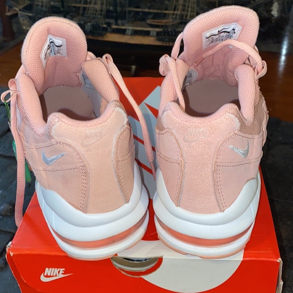 NEW❤️‍🔥In Box Nike Air Max 95 PE Coral Stardust (GS) - Picture 4 of 6